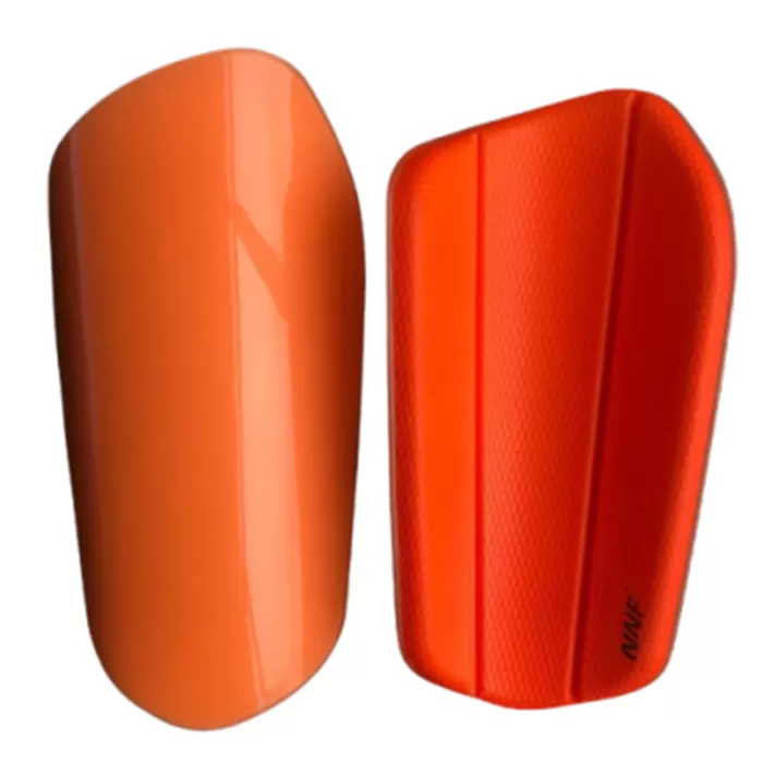 معدات واقية لكرة القدم